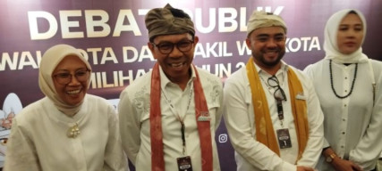 Paslon Nurochman-Heli Suyanto, Bidang Pendidikan Akan Cetak 50 Sarjana Per Desa