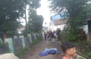 Berangkat Sholat Subuh, Warga Tangerang Temukan Jasad Wanita Terbungkus Kasur 