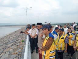 Menteri PUPR Dody Hanggodo Kunjungi Bendungan Semantok, Dinilai Bermasalah dan Banyak Kejanggalan