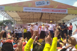 Komitmen Bangun Depok dengan Cinta, Ribuan Warga Tumpah Ruah di Kampanye Akbar Imam-Ririn