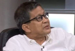 Rajin Kritik Penguasa, Rocky Gerung Bisa Raup Rp 36 Juta hingga Rp 500 Juta dari Youtube
