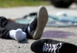 Pemotor Tewas Mengenaskan di Pasar Minggu, Diduga Korban Tabrak Lari 