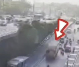 Kecelakaan Beruntun di Slipi yang Tewaskan 2 Orang, Truk Terobos Lampu Merah