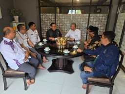 Peluncuran HKSN 2024, Wakil Menteri Sosial Agus Priyono Kunjungi JBS Cilegon