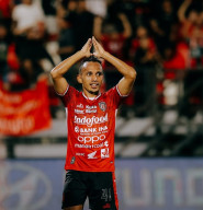 Dikalahkan Bali United 2-0, Posisi Persebaya di Puncak Klasemen Terancam