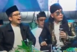 Rame-rame Kritik Gus Miftah yang Bully Penjual Es Teh