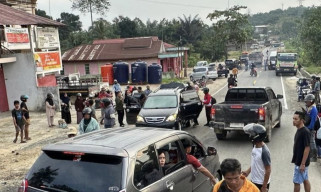 Adu Banteng di KM 8 Jalan Poros Bontang-Samarinda, 1 Pemotor Tewas