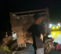 Tabrak Belakang Truk, Pemotor Tewas