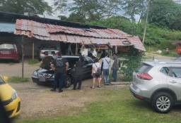 Kepergok, Pencuri Langsung Sabetkan Parang