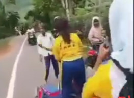 Viral! Siswi MTs Dikeroyok Pelajar SMP di Bima NTB
