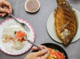 Jatah Makan Gratis Dipatok Rp 10 Ribu per Anak, Apa Cukup?