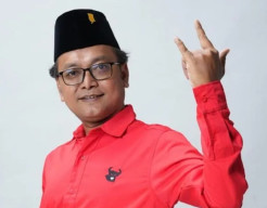 Guntur Romli Tuduh KPK Agresif ke PDIP