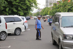 Lelang Parkir Tepi Jalan Umum di Kota Madiun Sepi Peminat