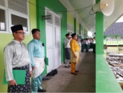MTsN 3 Tanjung Jabung Timur Peringati HUT Jambi ke-68