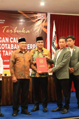 KPU Kotabaru Tetapkan Muhammad Rusli dan Syairi Mukhlis Sebagai Bupati dan Wakil Bupati Terpilih