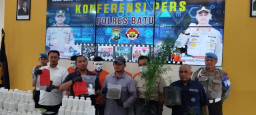 Satresnarkoba Polres Batu Amankan Tersangka Pembudidaya Ganja