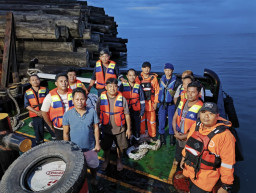 Kapal LCT Cahaya Dana Reza Tenggelam di Perairan Pulau Sebuku, Seluruh ABK Selamat