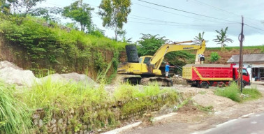 Dampak Tambang Ilegal Jenangan-Ngebel, DLH Ponorogo Klaim Dua Sungai Tercemar
