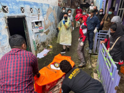 Warga Temas Apresiasi Tim Inafis Polres Batu Bergerak Cepat Ke lokasi Penemuan Mayat di Kamar Kos