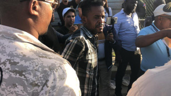 Tertangkap, Anggota Geng Diambil Paksa dari Polisi oleh Massa lalu Dibakar