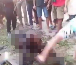 Jambret Dihajar Massa hingga Masuk Selokan