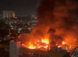 Kebakaran Glodok Plaza, 8 Ditemukan Meninggal dan 14 Masih Hilang