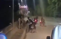 Begal Rampas Motor di Cilincing, Pengendara Mobil hanya Bisa Menonton