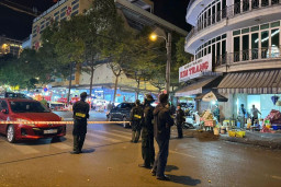 Perampok Toko Emas Bersajam, Tewas Jatuh dari Lantai 3