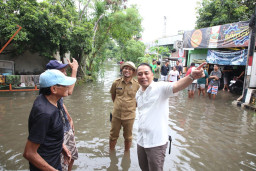 Dilakukan Bertahap, Wali Kota Eri Cahyadi Sebut Penyelesaian Banjir Prioritas Pemkot di 2025