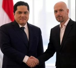 Erick Thohir Salaman dengan Ten Hag, Shin Tae yong di Ujung Tanduk