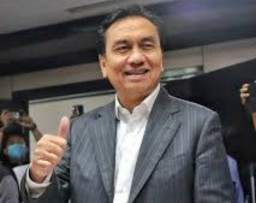 Soal Hasto, Effendi Simbolon: Ketumnya Harus Mundur