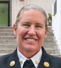 Los Angeles Dilalap Api, Pemadam Kebakaran Dituding terlalu Sibuk Urusi LGBT