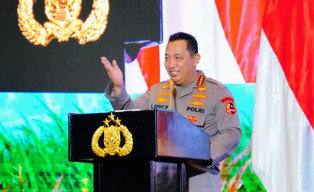 Kapolri Minta Kapolres Hingga Kapolda Buat Akun Respons Cepat Aduan