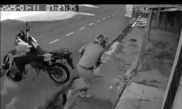 Mau Naik Motor, Penjaga keamanan Ditembak Mati