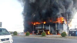 Klub Dilalap Api, 4 Meninggal dan 5 Luka-Luka