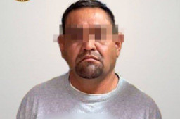 Pria Ini Kepergok Lakukan Pelecehan Seksual Seksual pada Wanita yang Akan Masuk Rumah