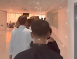 Viral, Iriana Menolak Dirangkul Jokowi