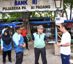Dorong Wisata Kuliner Halal, Pemkot Padang Benahi Pujasera Pantai Padang