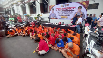 Polisi Tangkap 53 Pelaku Curanmor di Surabaya, Masih Buron Penadahnya