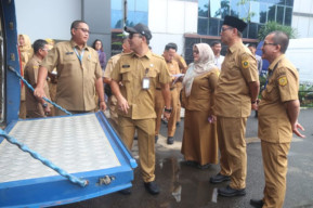 Pastikan Perawatan Optimal, Sekda Bogor Cek Kendaraan Operasional Bappenda