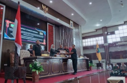 DPRD Kotabaru Gelar Rapat Paripurna, Bahas Tiga Raperda Penting untuk Pembangunan Daerah