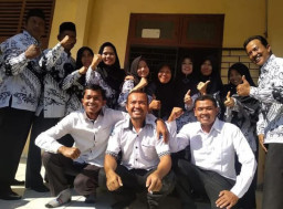 Keluarga Besar Sekolah SMK Negeri 5 Ucapan Selamat Hari Pers Nasional Ke-79 