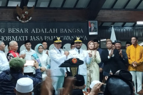 Ratusan Warga Padati Rumdis, Sambut Wali Kota Batu Asli Wong Mbatu Nyel