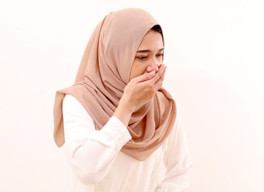 Menelan Ludah Bisa Batalkan Puasa, Ini Syaratnya