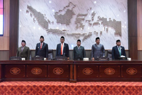 DPRD Sumenep Gelar Paripurna Penyampaian Visi - Misi Bupati - Wakil Bupati Sumenep 2025 - 2030