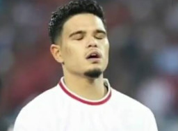 Ragnar Oratmangoen, Jadi Mualaf sejak Usia 15 Tahun karena Sering Diajak Teman ke Masjid