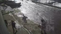 Dilarang Orang Tua Main Komputer, Remaja Lompat dari Lantai 5