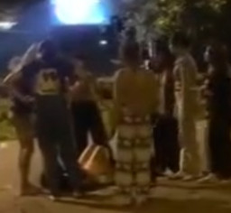 Geng Remaja Perempuan di  Aniaya hingga Lecehkan Gadis di Dekat Pura