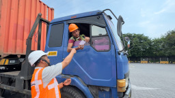 TPS Sosialisasikan Lagi Komitmen Pelindo Bersih