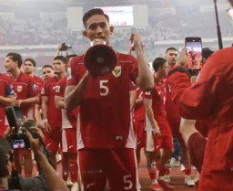 Kluivert Kehabisan Kata-Kata untuk Memuji Rizky Ridho